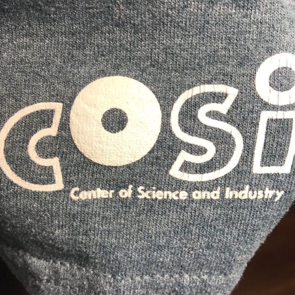 🌈Awesome child’s t- shirt! (K-2) - Picture 3 of 3